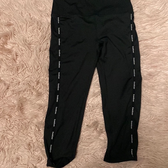 Bebe Capri workout pants